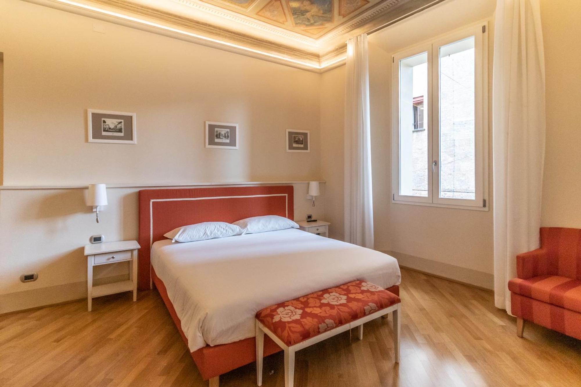 Casa Isolani Luxury Rooms Piazza Maggiore 1 ボローニャ エクステリア 写真