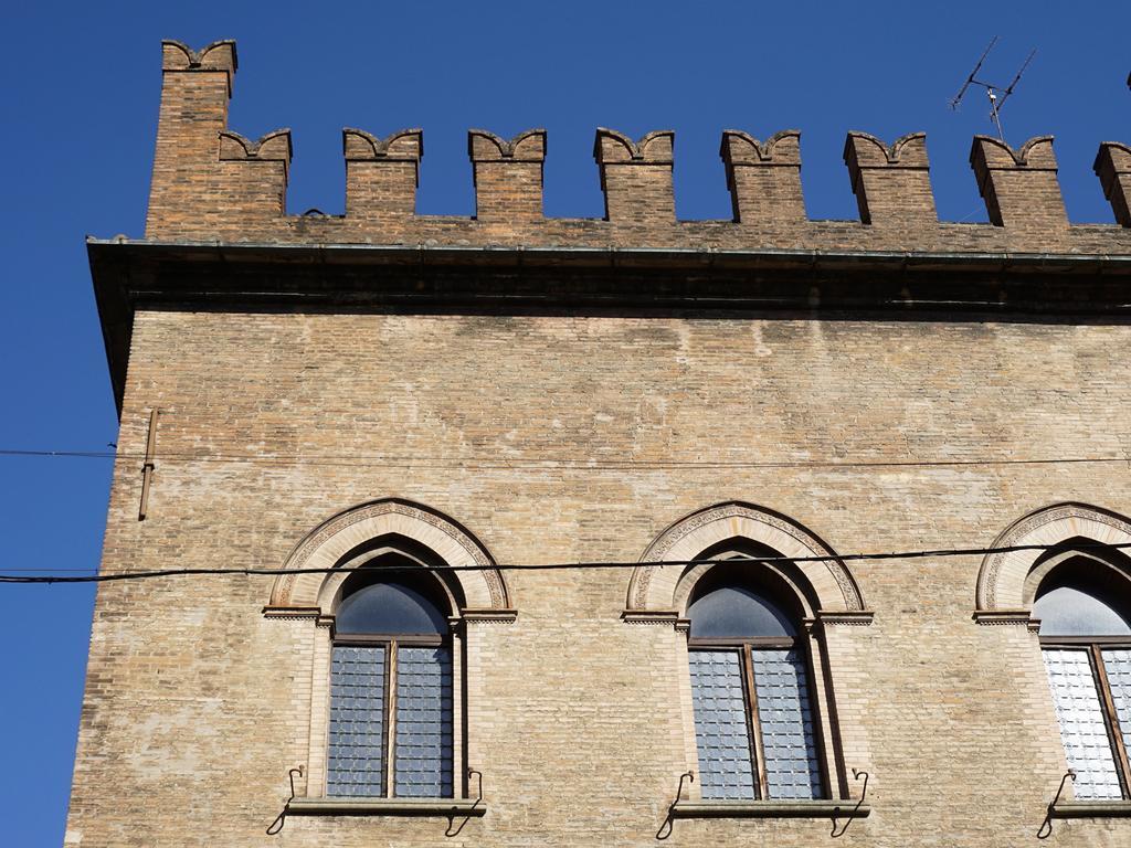 Casa Isolani Luxury Rooms Piazza Maggiore 1 ボローニャ エクステリア 写真