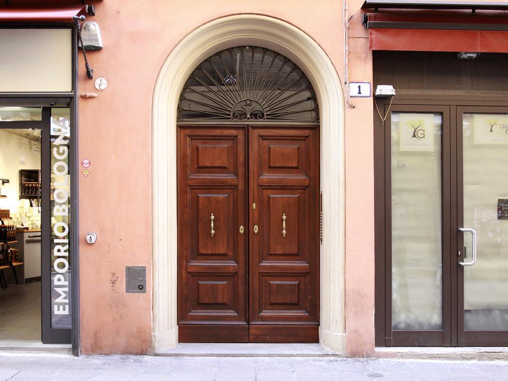 Casa Isolani Luxury Rooms Piazza Maggiore 1 ボローニャ エクステリア 写真