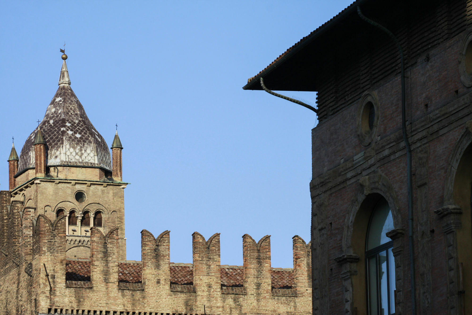 Casa Isolani Luxury Rooms Piazza Maggiore 1 ボローニャ エクステリア 写真